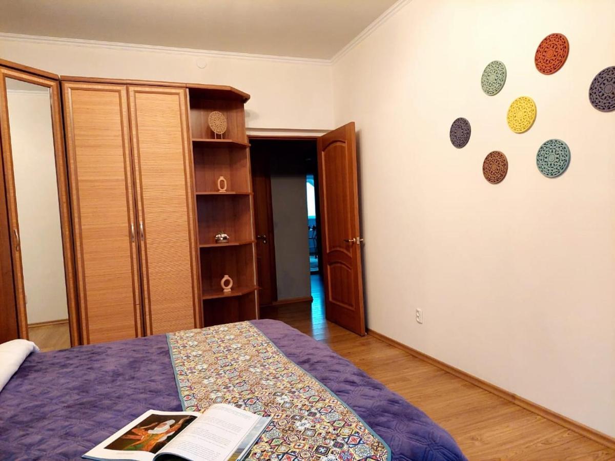 Happyterra, Район Трц "Адк" Apartment Almaty Bagian luar foto