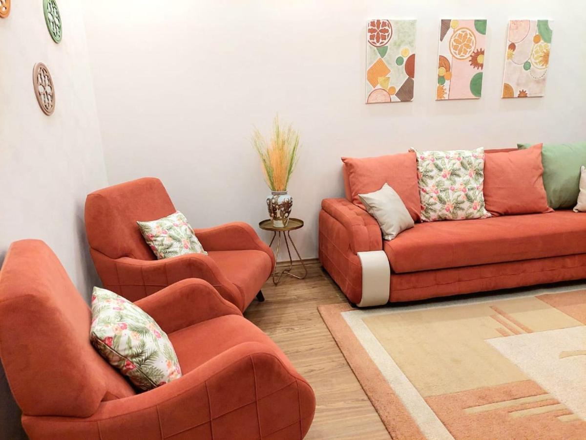 Happyterra, Район Трц "Адк" Apartment Almaty Bagian luar foto